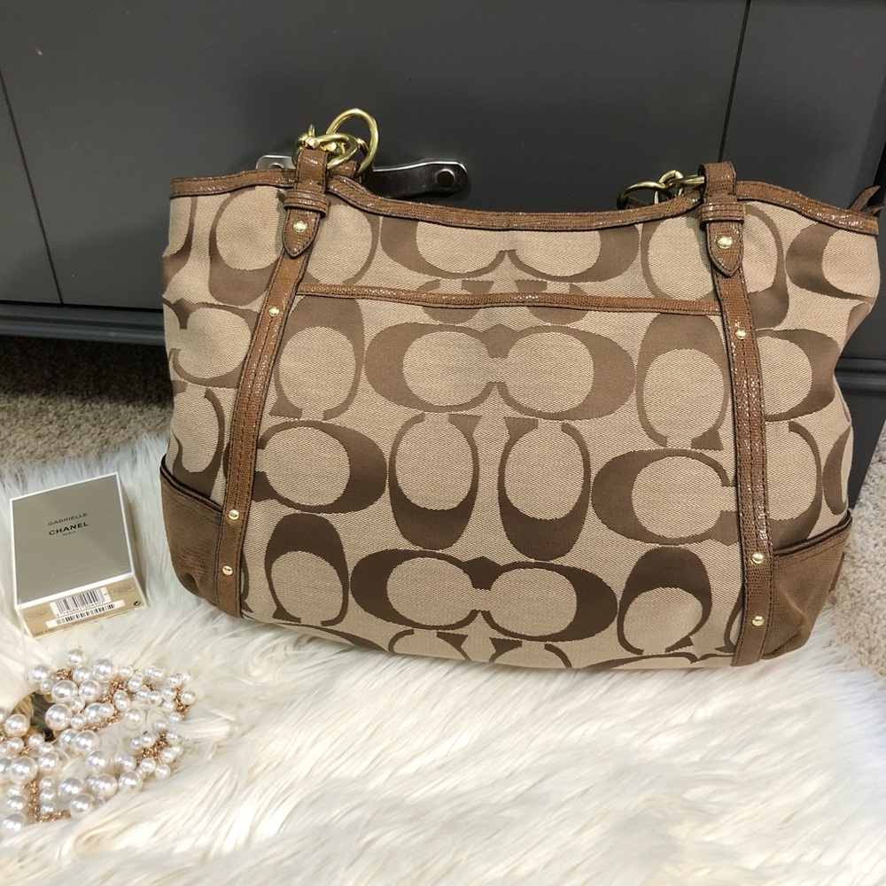 Large Coach Signature Logo Handbag With Gold Hardware